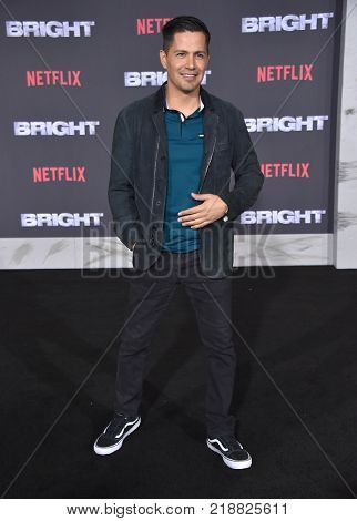 LOS ANGELES - DEC 13:  Jay Hernandez arrives for the 