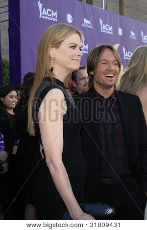 LAS VEGAS - APR 1: Nicole Kidman, Keith Urban på 47: e årlige Academy Of Country Music Awards afholdt