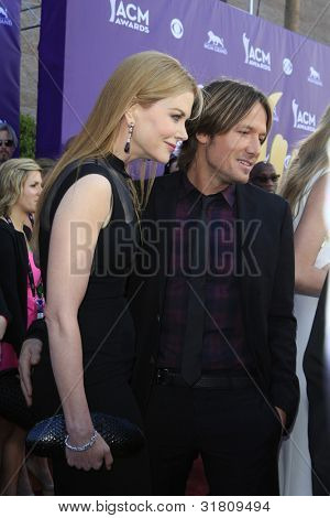 LAS VEGAS - APR 1: Nicole Kidman, Keith Urban på 47: e årlige Academy Of Country Music Awards afholdt