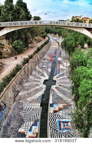 Elche, Alicante, Spain- September 12, 2018: Beautiful And Lush Landscape Of The Vinalopo Riverbed In