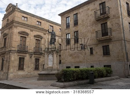 Salamanca, Spain - August 18, 2019: Statue Of Father Camara, Tomás De Cámara Y Castro, Located In Fr