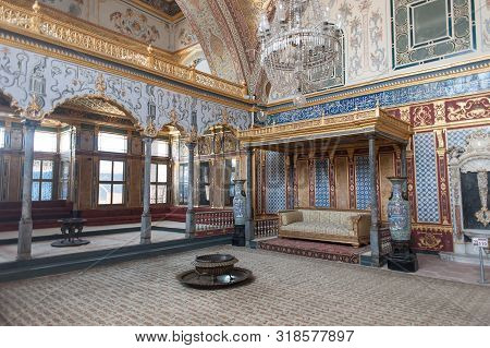 Harem Chamber. Harem Of The Sultan In The Ottoman Empire