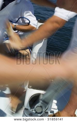 Velas de ignição durante a regata de marinheiros