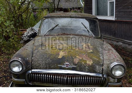 Vitebsk, Belarus - October 12, 2016:old Car Gaz-21 