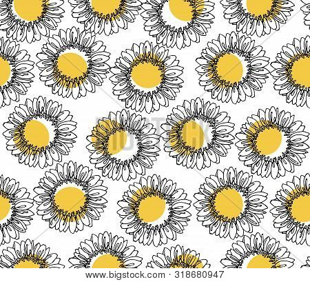 Seamless Pattern With Hand Drawed Sunflawer Polka Dot