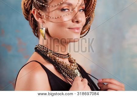 Southern Spices. Portrait Of A Gorgeous Smiling Young Woman, With Beautiful Stylish, Fashionable, Su