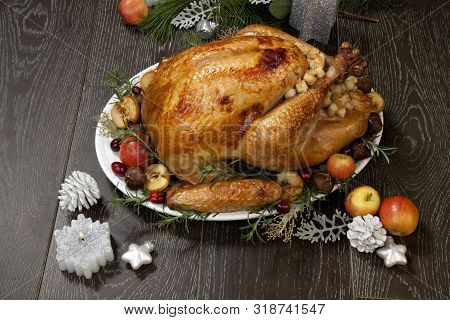 Roasted Christmas Turkey With Grab Apples