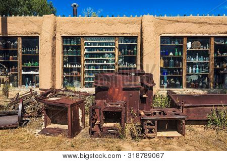 Cerrillos, New Mexico, Usa - October 16, 2018 : Casa Grande Trading Post And Mining Museum Located A