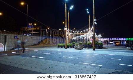 Warsaw, Poland. 25 August 2019. Vistulan Boulevards On The Western Side Of The River Vistula In Wars