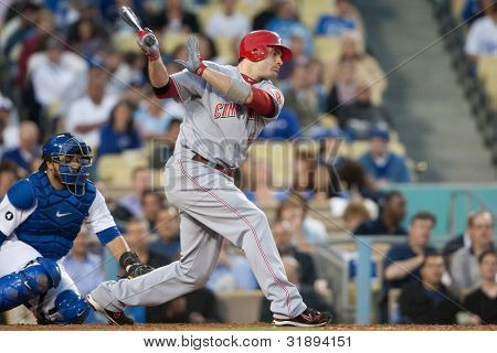 LOS ANGELES - 13 Haziran: Cincinnati Reds 1B Joey Votto #19 Ju Major League Baseball oyun sırasında