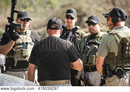 Special Anti-terrorist Unit. Commander Delegates The Task Of Training The Anti-terrorist Unit