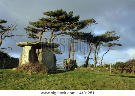 Rhoscolyn pohřební komora