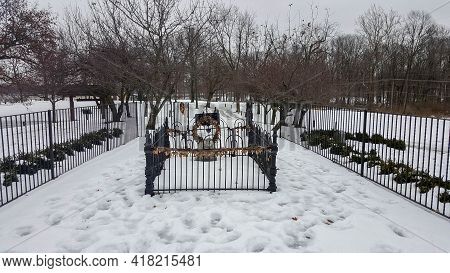 Fort Wayne, In, December 24, 2016, Gravesite Of Johnny Appleseed, John Chapman Covered In Snow In Wi