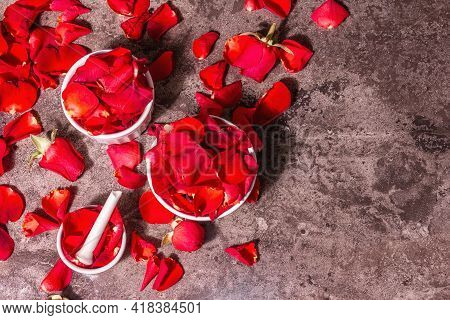Rosewater With Rose Petals