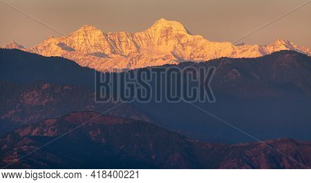 Evening Panoramic View Of Indian Himalayas, Great Himalayan Range, Uttarakhand India, View From Muss