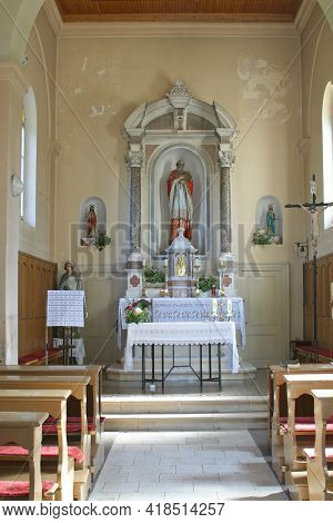 LUN, CROATIA - AUGUST 17, 2013: The main altar in the parish church of St. Jerome in Lun, Croatia
