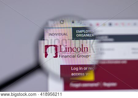 New York, Usa - 26 April 2021: Lincoln National Corporation Company Logo Close-up On Website Page, I