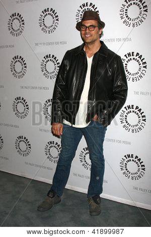 LOS ANGELES - JAN 28: Todd Stashwick megérkezik a 