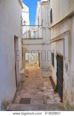 Alleyway. Noci. Puglia. Italy.