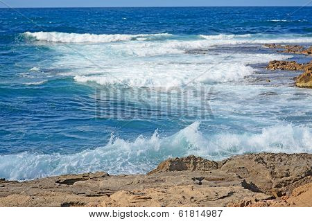 Wavy Shore