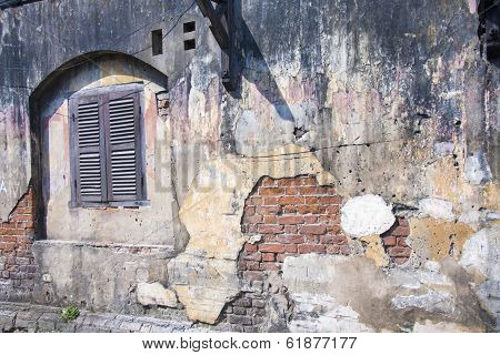 Old Wall, Hoi An