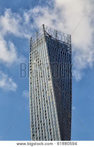 Infinite Tower In Dubai