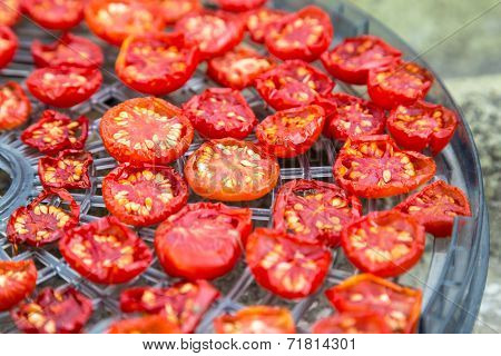 sundried cherry tomatoes