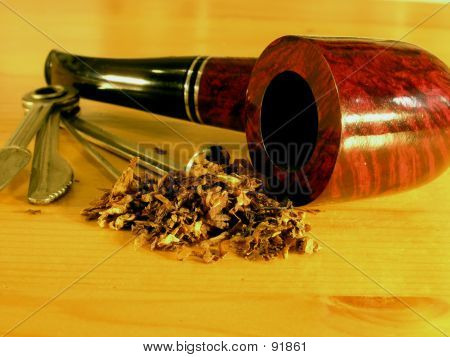 Fumer la Pipe, des outils et du tabac