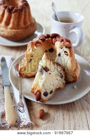 Alsatian Cuisine: Kouglof