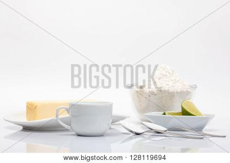 Quiche lorraine preparation : Ingredients to prepare quiche lorraine dough