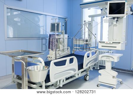 Intensive care unit with dialysis device in clinic.