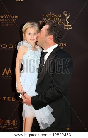 LOS ANGELES - MAY 1:  Avery McGraw, Jay McGraw at the 43rd Daytime Emmy Awards at the Westin Bonaventure Hotel  on May 1, 2016 in Los Angeles, CA