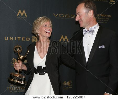 LOS ANGELES - MAY 1:  Mary Beth Evans, Michael Schwartz at the 43rd Daytime Emmy Awards at the Westin Bonaventure Hotel  on May 1, 2016 in Los Angeles, CA