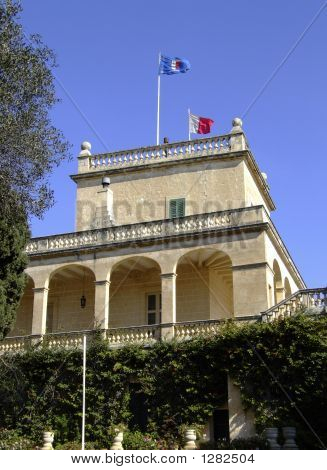 San Anton Palace