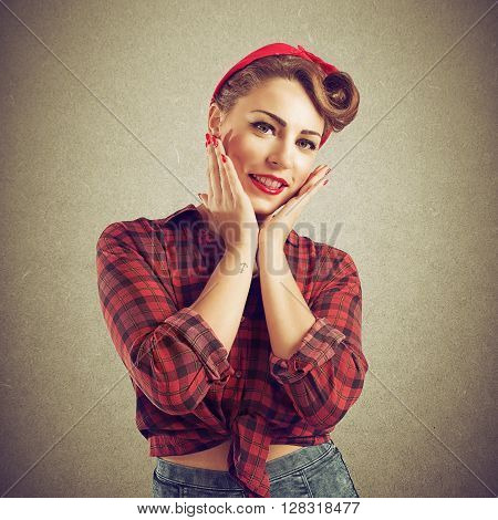 Girl made up and coiffed like pin-up