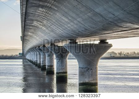 underside of Clackmannanshire bridge over the river Forth