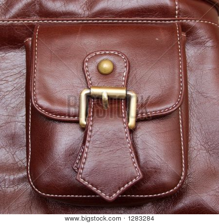 Poche en cuir