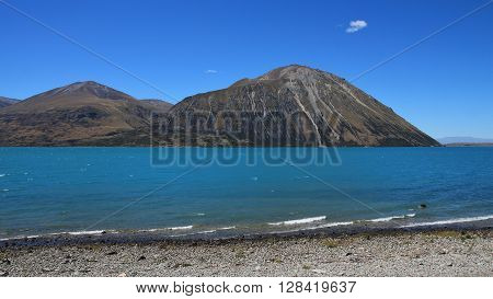 Lake Ohau and Ben Ohau Range. Landscape on the South island of New Zealand.