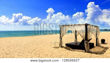 Beach cabana on sand facing open sea
** Note: Visible grain at 100%, best at smaller sizes