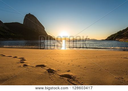 Beautiful Sunrise in the Red Beach (Praia Vermelha) with the Sugarloaf Mountain, Rio de Janeiro, Brazil