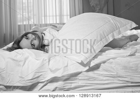 Provocative 图片和照片（免费试用） | Bigstock