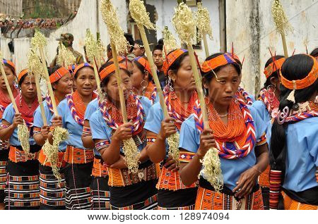 Women With Headbands