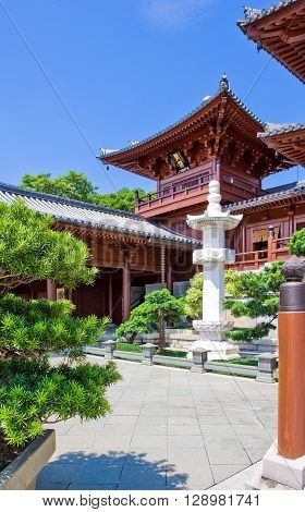 Hong Kong the Chi Lin antique monastry in the new Kowloon quarter