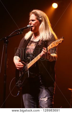 NEW YORK-MAY 6: Singer Cathy Henderson of Antigone Rising performs onstage at the Paramount on May 6, 2016 in Huntington, New York.