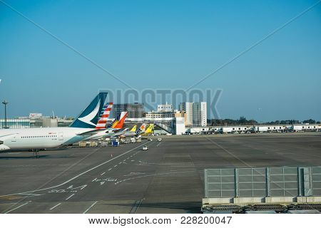 Narita, Japan 6 Aprill 2017 Japan Airline Aircraft Docking At Tokyo Narita Airport.  Narita Is A Hub