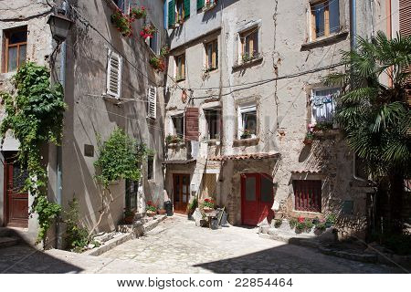 บ้านเมดิเตอร์เรเนียนหิน