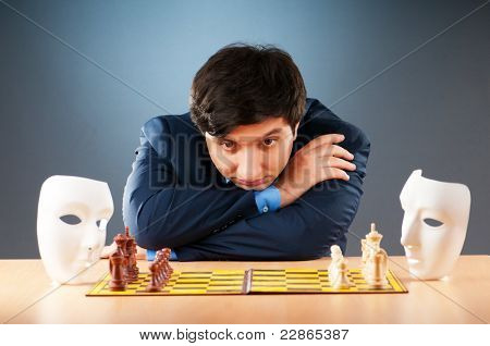 FIDE แกรนด์มาสเตอร์ Vugar Gashimov (อันดับโลก - 12) จากอาเซอร์ไบจาน