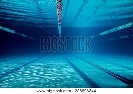 Underwater Picture Of Separation Paths In Empty Swimming Pool