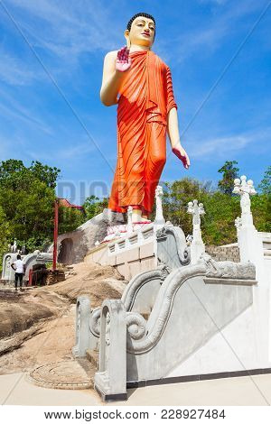 Buddha Monument At The Ranawana Purana Rajamaha Viharaya. Ranawana Purana Is A Buddhist Temple Near 
