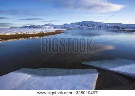 Guba Voronya Bay. Kola Peninsula Landscape